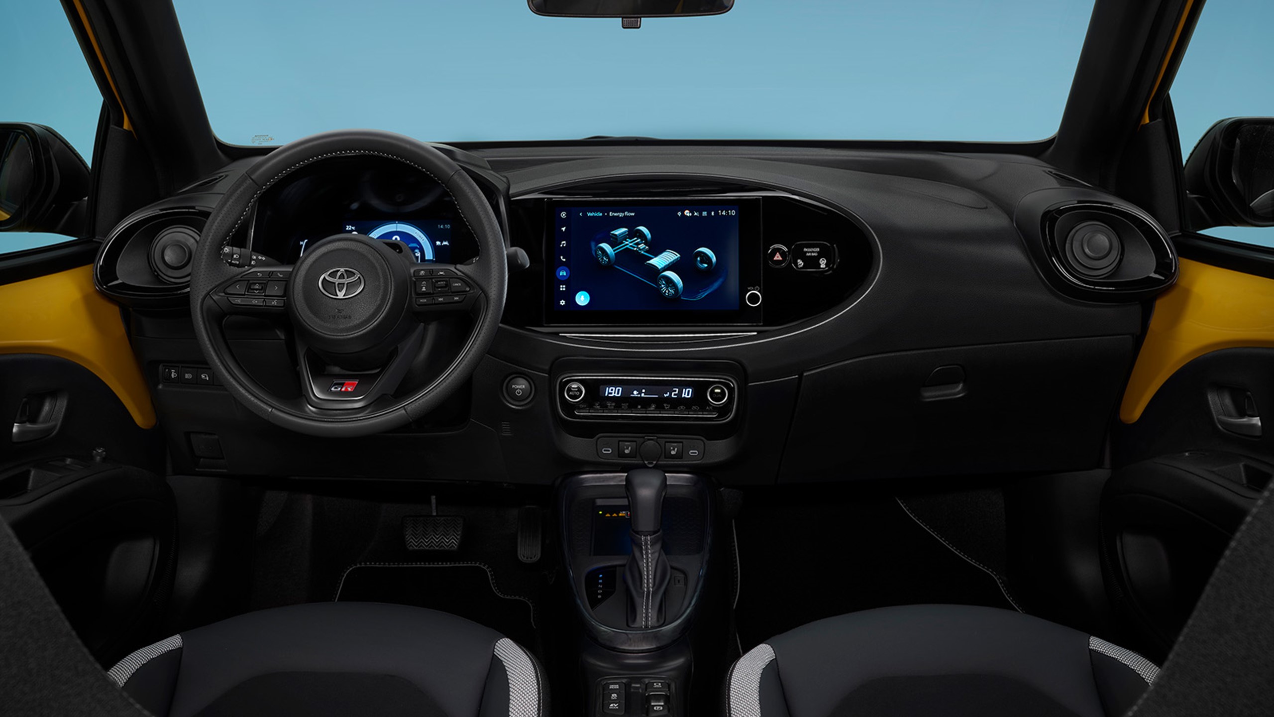 2025_aygo_x_gr_sport_interior_002-1600x900.jpg