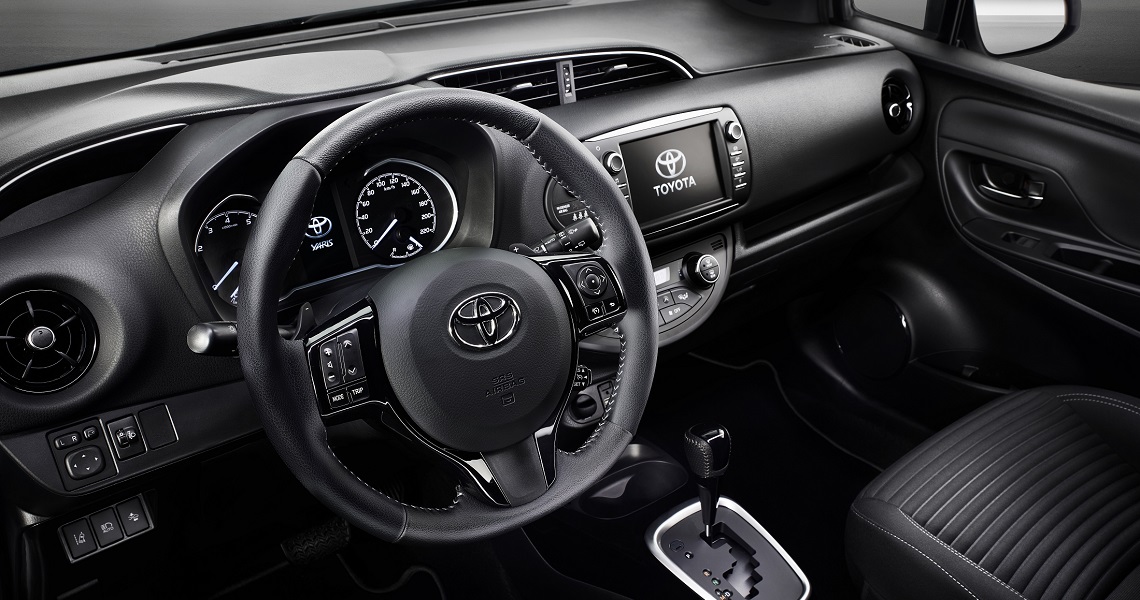 Toyota Yaris 2017 Instrumentbord 1140X600