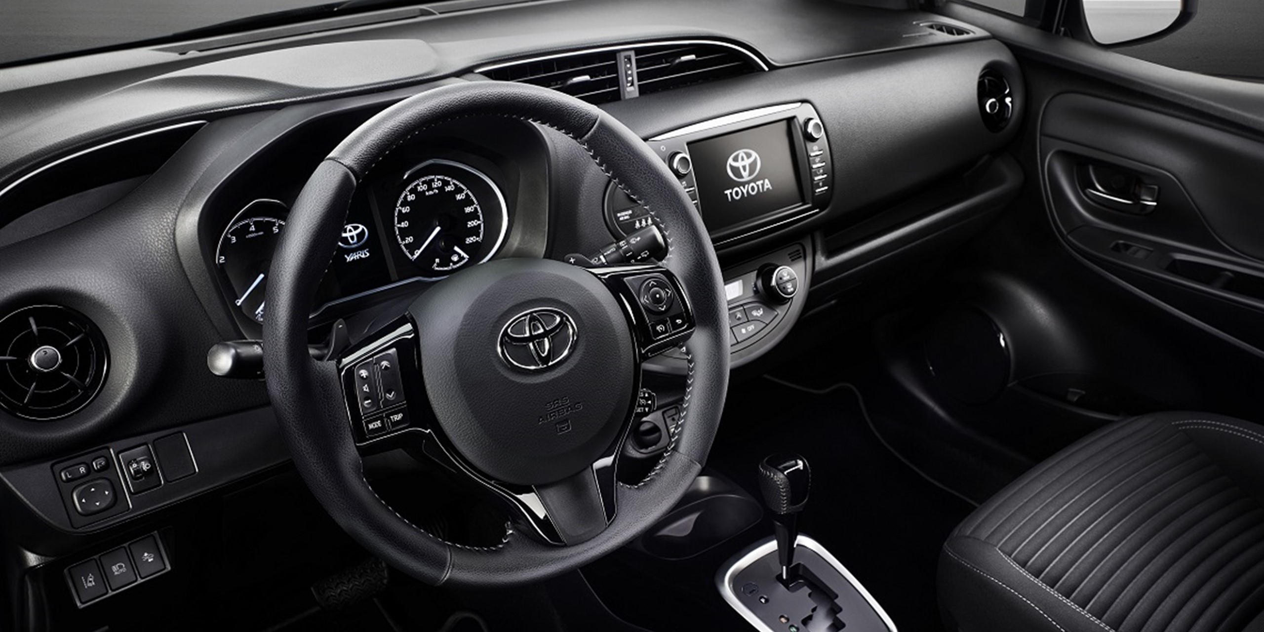 Toyota Yaris 2017 Instrumentbord 1140X600