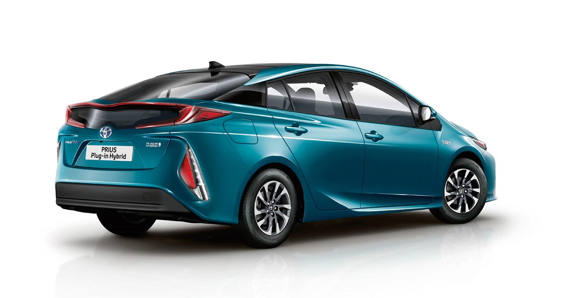 Toyota Prius Plug In 2016 Exterior Tme 010 A Full Tcm 11 850725 1140X600