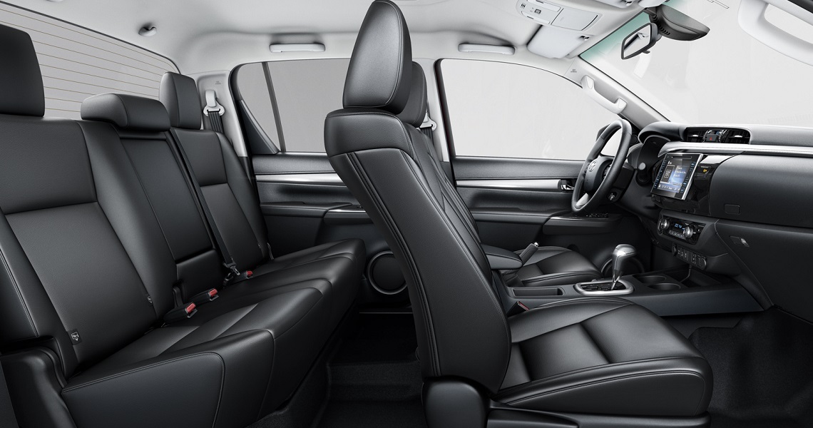 Toyota Hilux 2016 Interior Bag 2 1140X600