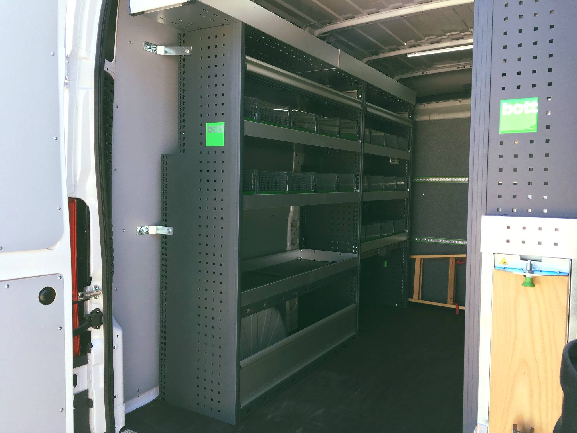 31958510 205539193393393 1971003188404289536 O