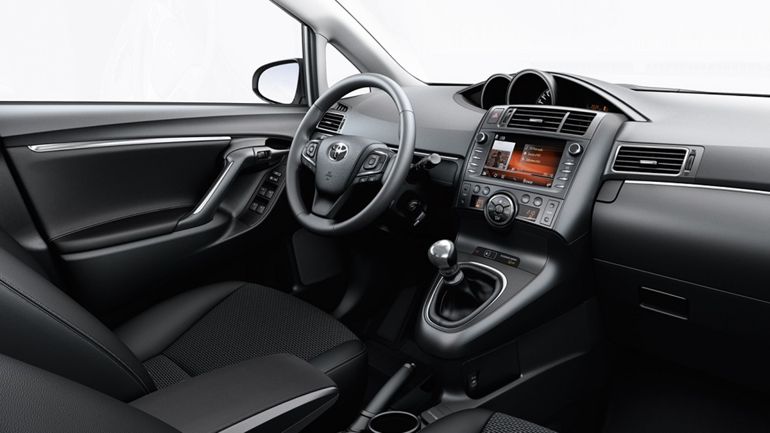 Toyota Verso 2016 Instrument 1140X600