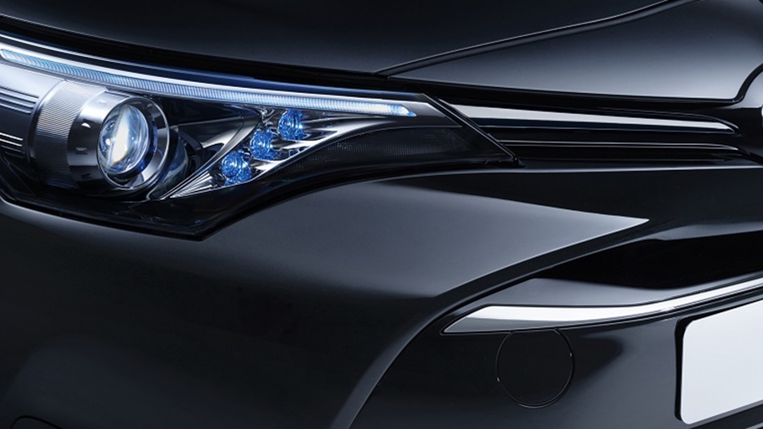 Toyota Avensis 2015 For Sort Closeup 1140X430