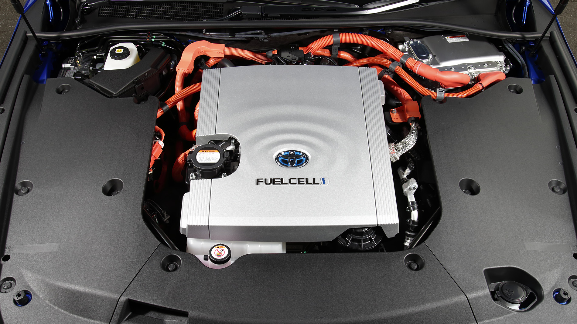 Toyota Mirai Fuelcell Motor 1900X1069