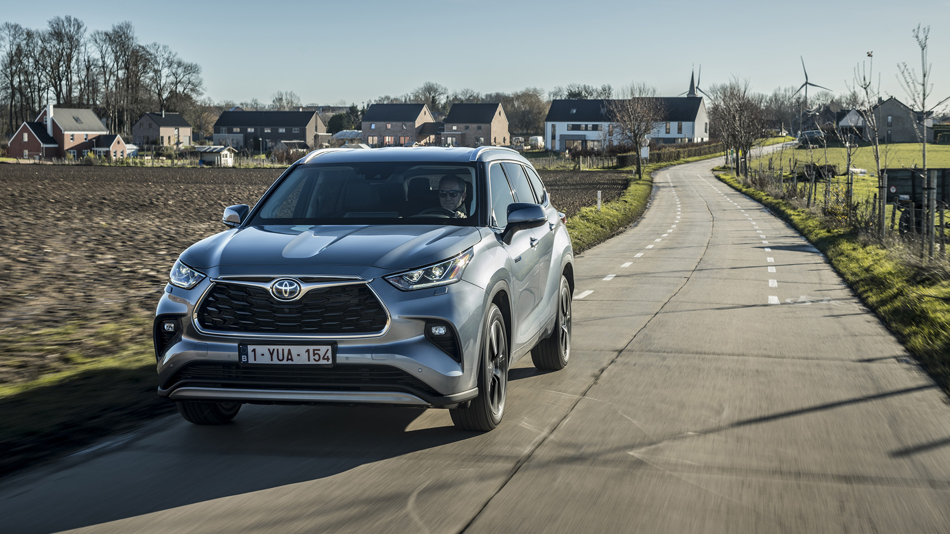 2021 Highlander Front Dynamisk By 1900X1069