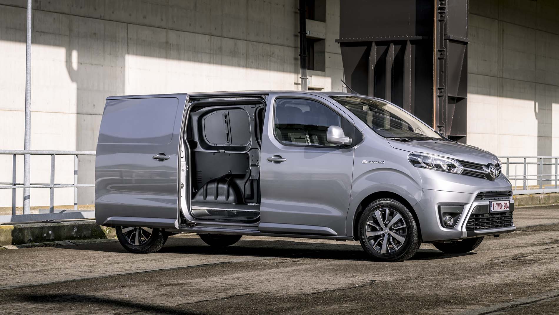 Toyota Proace Electric Side Skydedoer 1900X1069